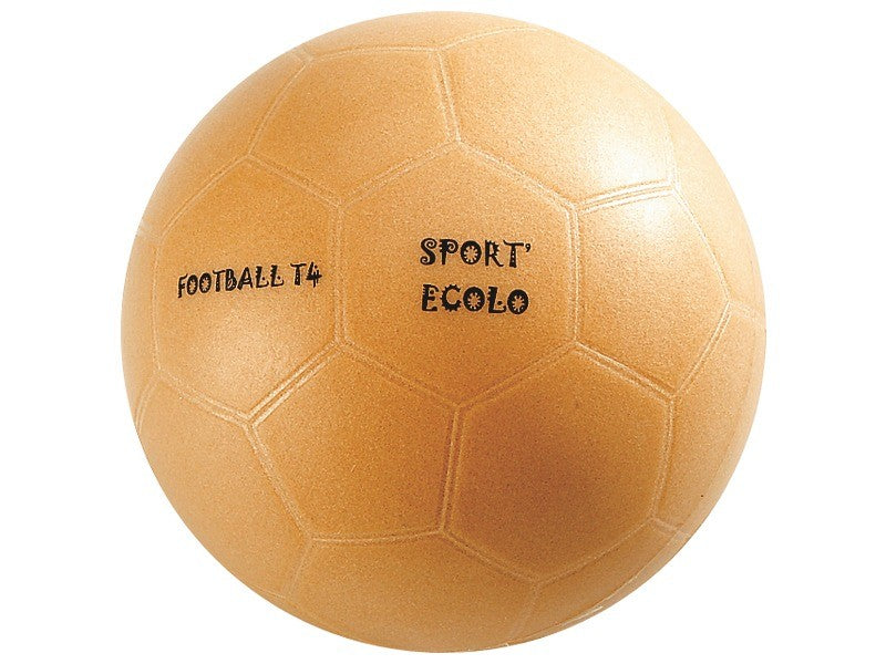 Ekologický fotbalový míč