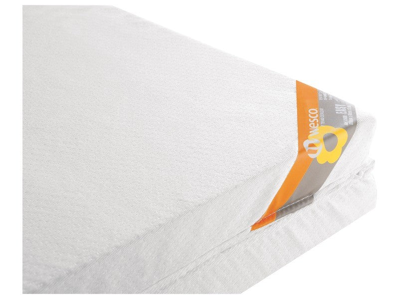Matrace skládací 120 cm x 60 cm - složená (60 cm x 60 cm)
