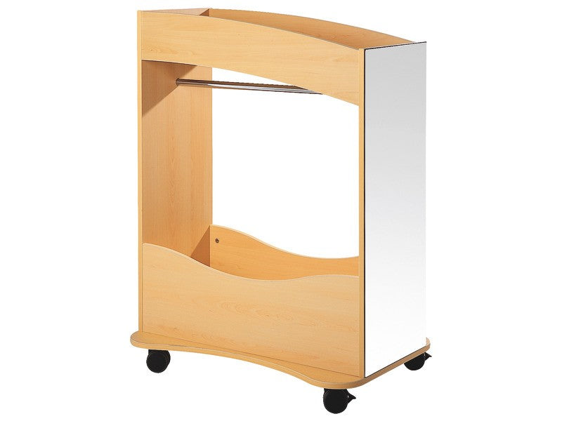 Skříň na kostýmy